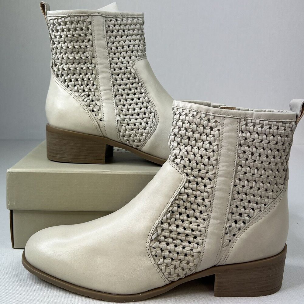 Kenneth Cole Reaction Salt Weave Bootie Side Zipper‎ Boot Creme Sz 11 RLS1020LE